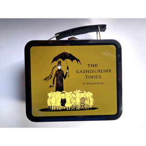 Edward Gorey The Gashlycrumb Tinies Green Metal Lunchbox Tin 2003 Gothic Spooky